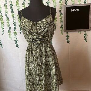 Size M dress D1
